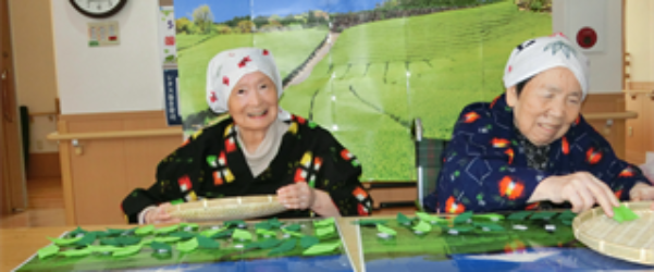 ユニット型特養　端午の節句行事