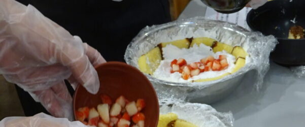 おやつ実演レク　ズコットケーキ