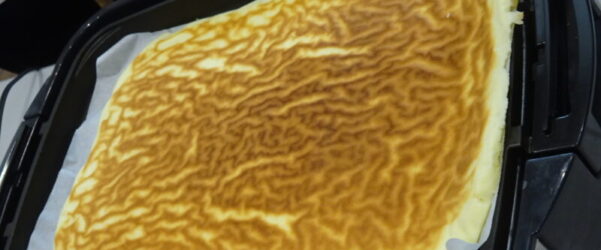 おやつ実演（ロールケーキ）